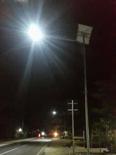 40w solar swan light in Indonisa (3)